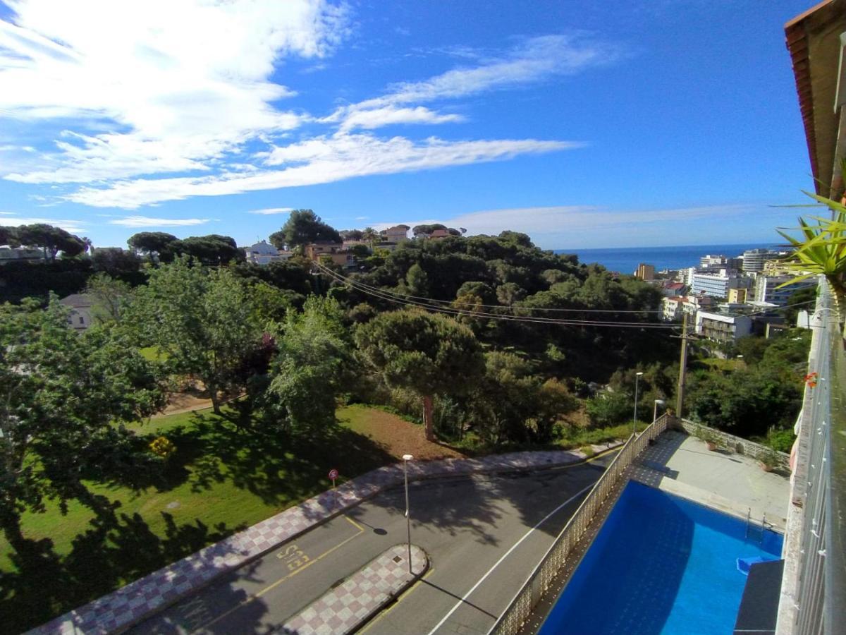 Apartment Remo Just Entirely Remodeled Lloret de Mar Bagian luar foto