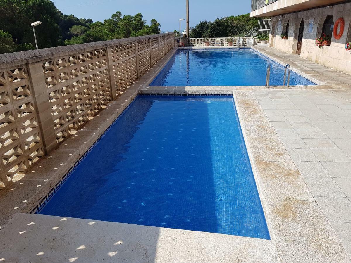 Apartment Remo Just Entirely Remodeled Lloret de Mar Bagian luar foto